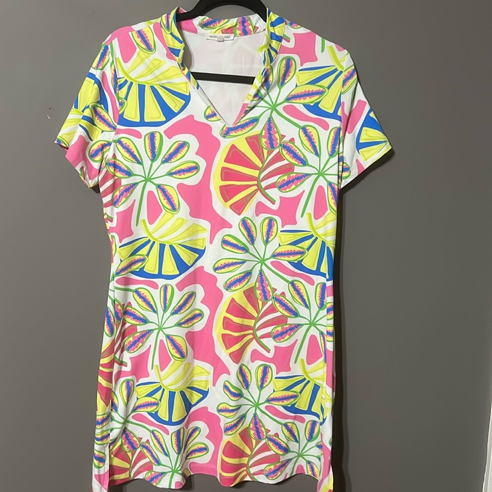 Mary Square
Fun and flirty